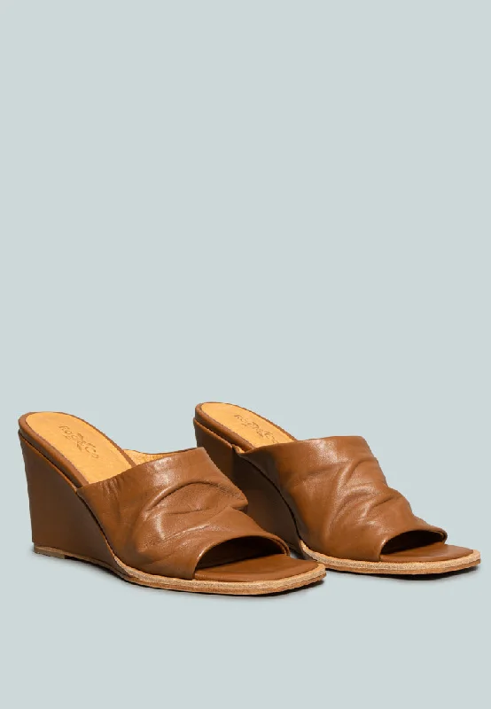 HEPBURN Tan Sliders Wedge Sandals