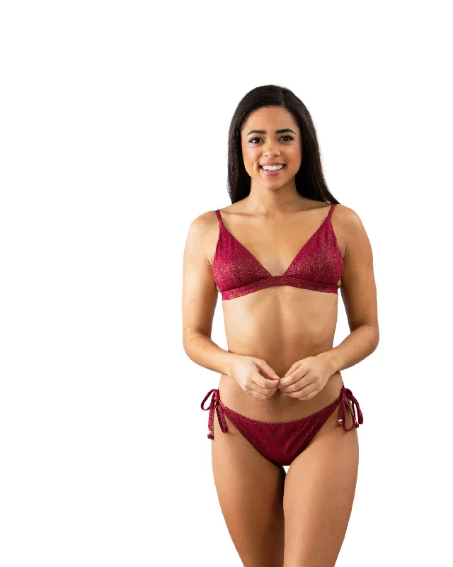 Chic Fixed Triangle Top Merlot