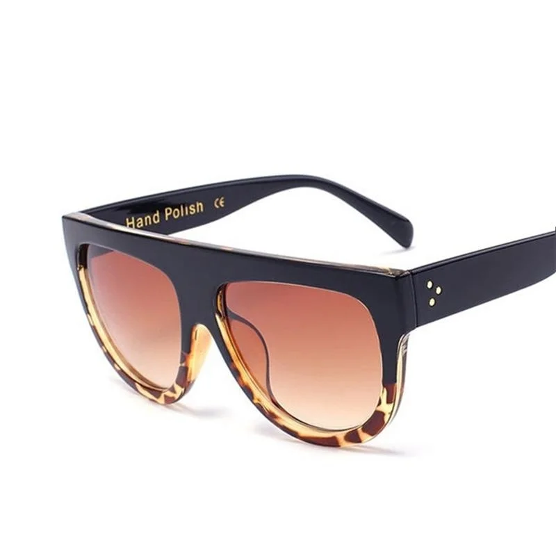 Oversize Flat Shield Design Rivet Sunglasses for Women with Gradient Lens